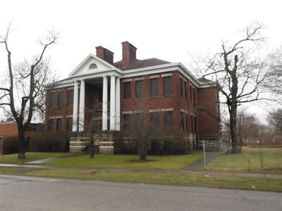 School Building For Sale In Youngstown, Ohio $109,000