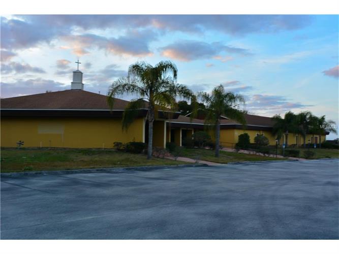 For Sale Large Church on 4.6 acres in Orlando, Florida 2,100,000