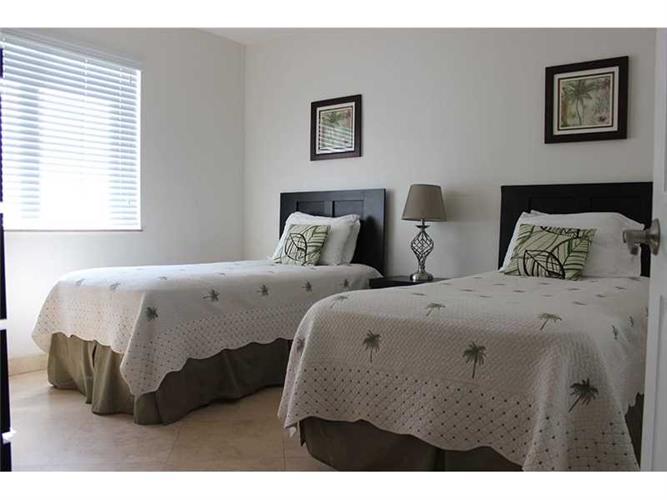 Miami Beach Waterfront Apartment Building For Sale - 6 units $2,500,000