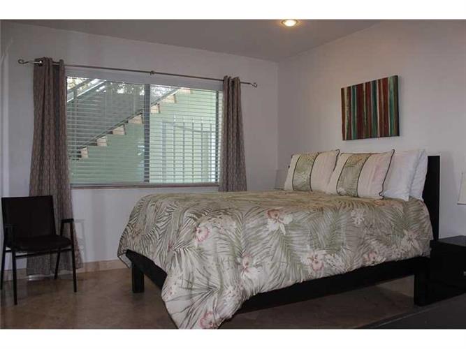 Miami Beach Waterfront Apartment Building For Sale - 6 units $2,500,000
