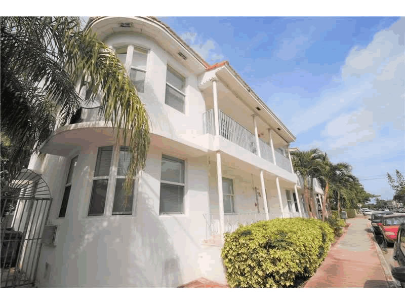 17 Condos For Sale In Miami Beach - Bulk Sale Apartment Building For Sale - $3,395,000