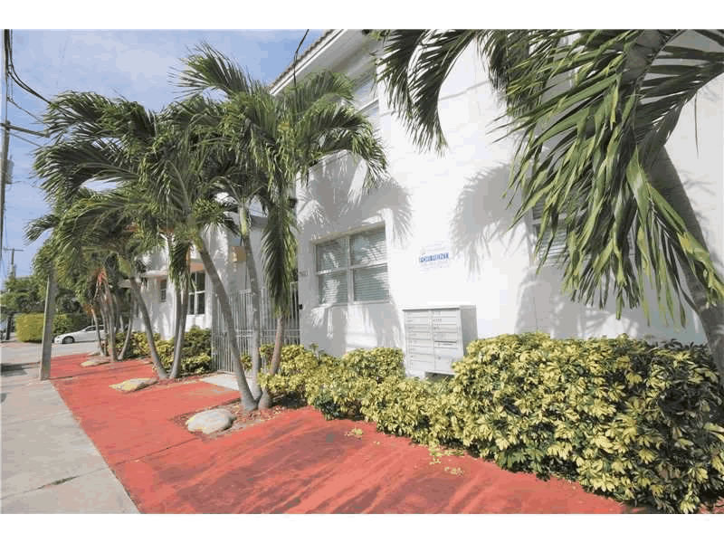 17 Condos For Sale In Miami Beach - Bulk Sale Apartment Building For Sale - $3,395,000