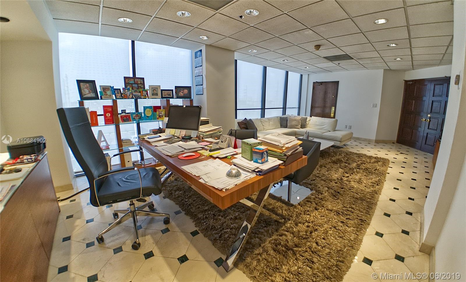 3 Story Office Building with 38,000 Sq Ft Warehouse - $500,000+ Gross – Miami $7,895,000