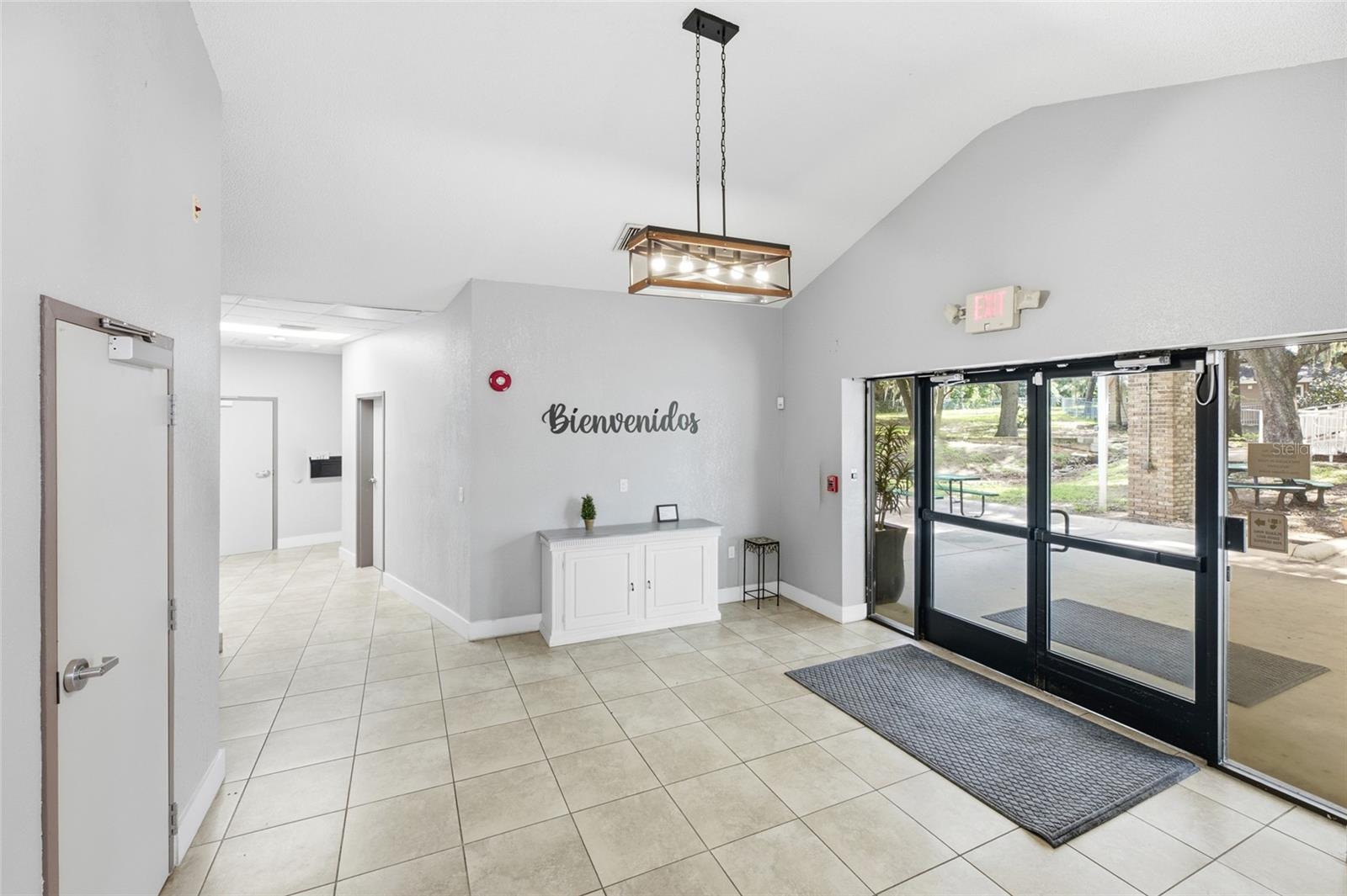Church and School For Sale In Apopka, Florida - 9 acres -$5,000,000 Church and School For Sale In Apopka, Florida - 9 acres -$5,000,000