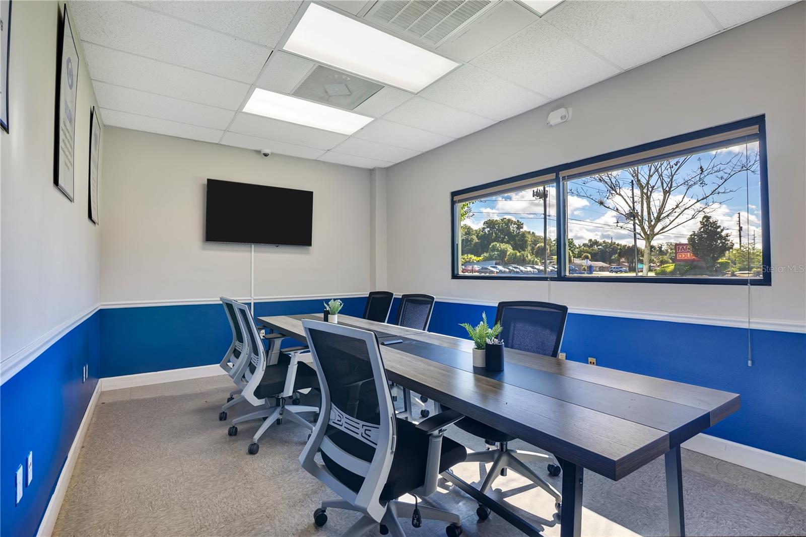 Large Commercial Building For Sale in Apopka, FL - Great for a School or Daycare $2,600,000 Large Commercial Building For Sale in Apopka, FL - Great for a School or Daycare $2,600,000