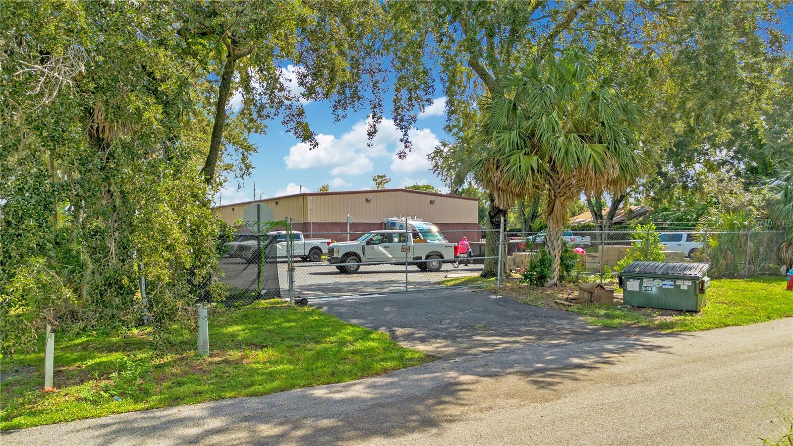 Large Commercial Building For Sale in Apopka, FL - Great for a School or Daycare $2,600,000 Large Commercial Building For Sale in Apopka, FL - Great for a School or Daycare $2,600,000