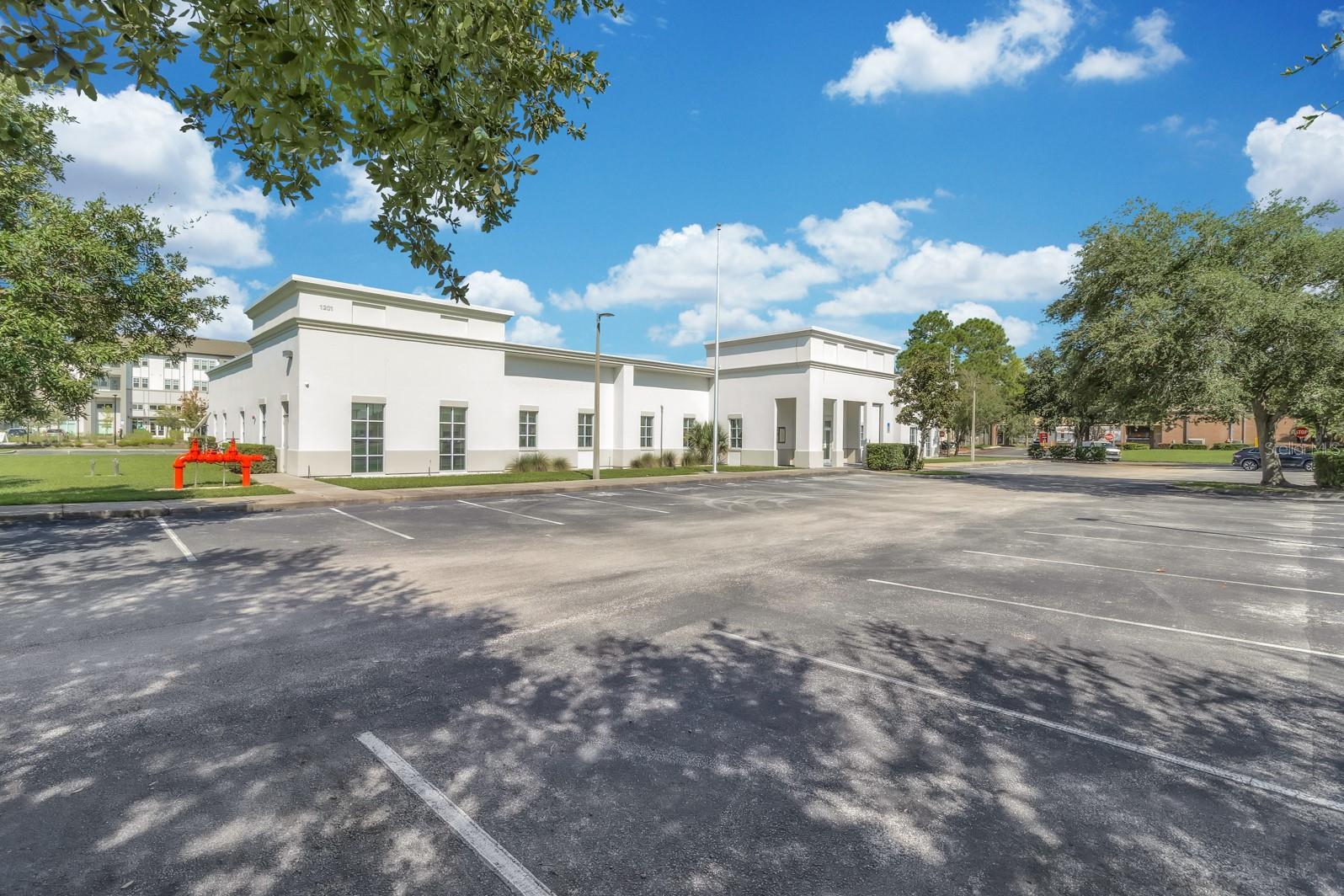 Large School / Daycare Building For Sale in Kissimmee, FL - 15,000 Sq Ft $5,000,000 Large School / Daycare Building For Sale in Kissimmee, FL - 15,000 Sq Ft $5,000,000