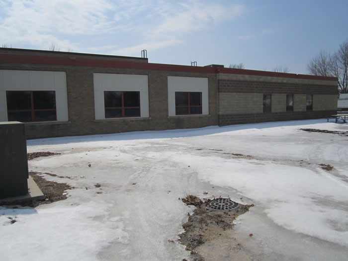 Big School Building In Minnesota For Sale $139,000