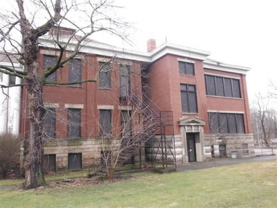 School Building For Sale In Youngstown, Ohio $109,000