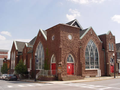 Church + 7 Bedroom House In PA $119,000